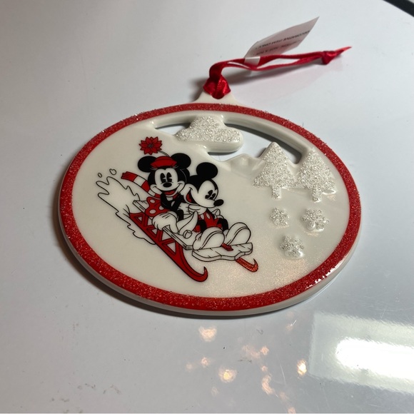 Disney ceramic Christmas Ornament NWT. - Picture 2 of 4
